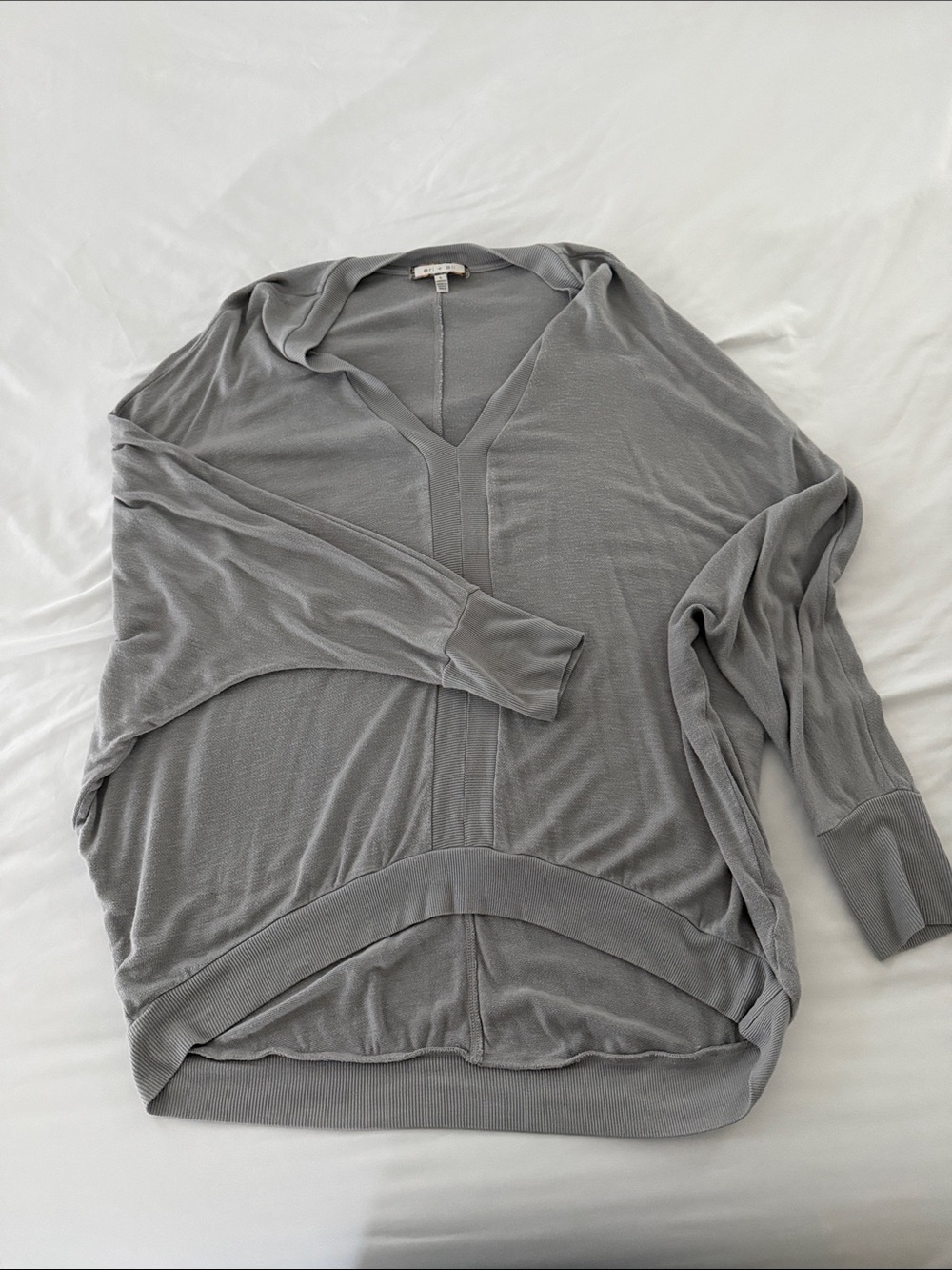 eri + ali Lightweight Gray V-Neck Dolman Sweater